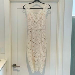 Gorgeous Saylor white lace dress size Small used excellent condition
